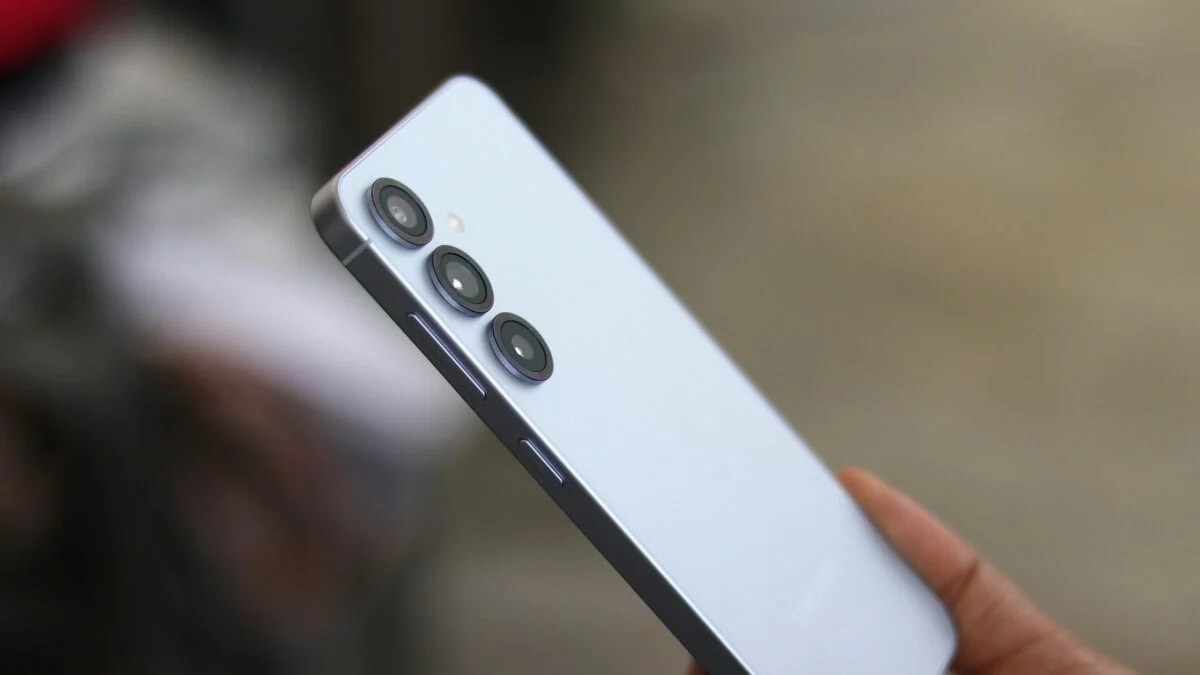 سیستم دوربین گلکسی اس ۲۵