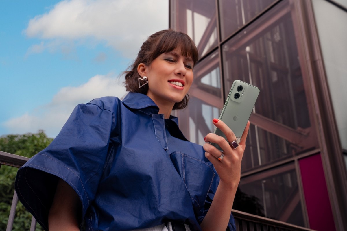 طراحی موتو g55