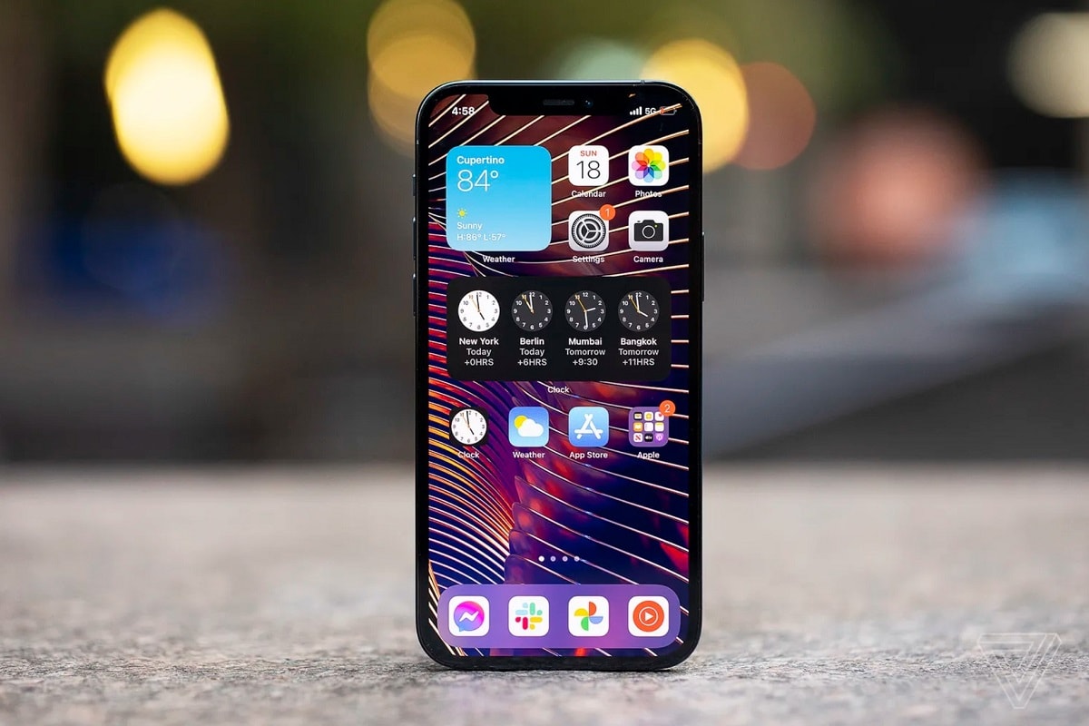 بعید به نظر می‌رسد امسال شاهد سنسور اثر انگشت در زیر نمایشگر آیفون 13 باشیم