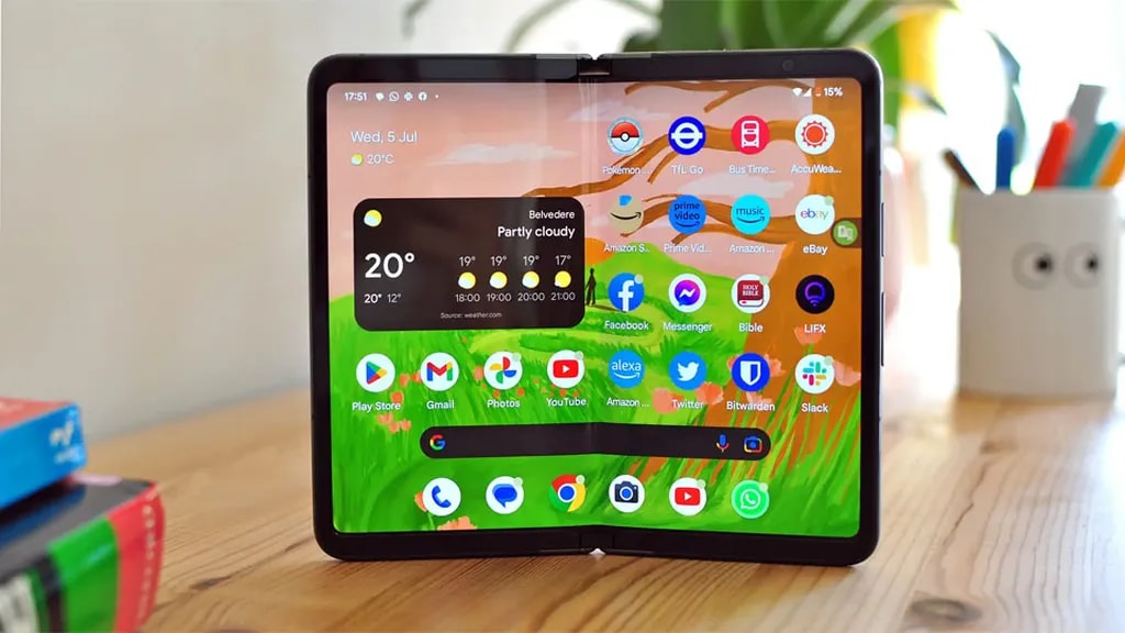 Foldable phone