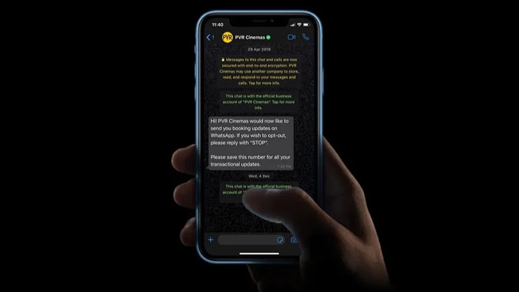 dark mode smartphone