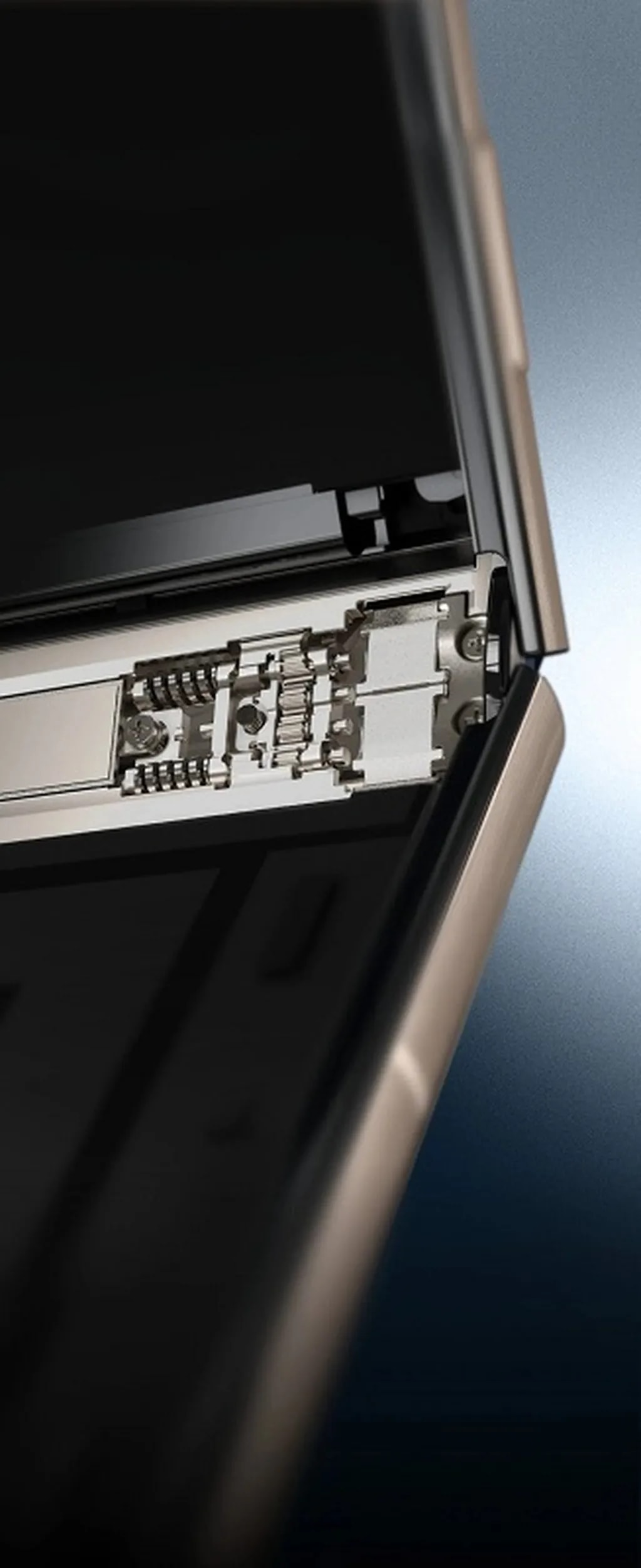 لولای موتورولا ریز ۶۰ اولترا