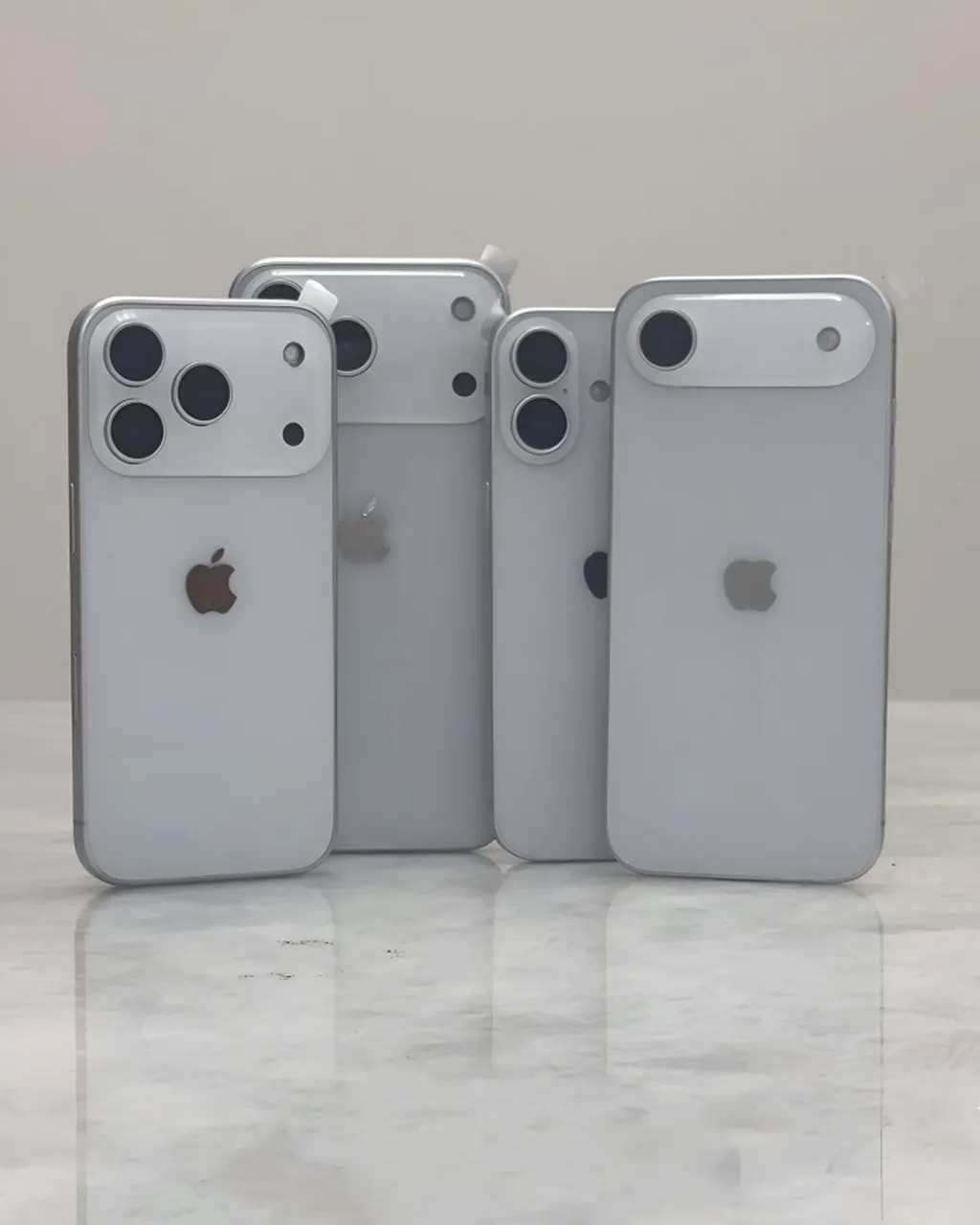 ماکت چهار مدل سری آیفون ۱۷