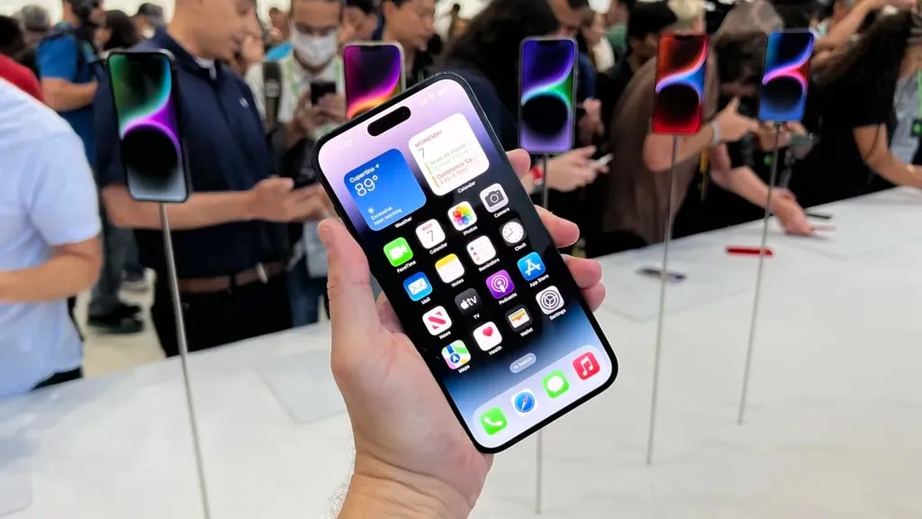 سری آیفون ۱۶