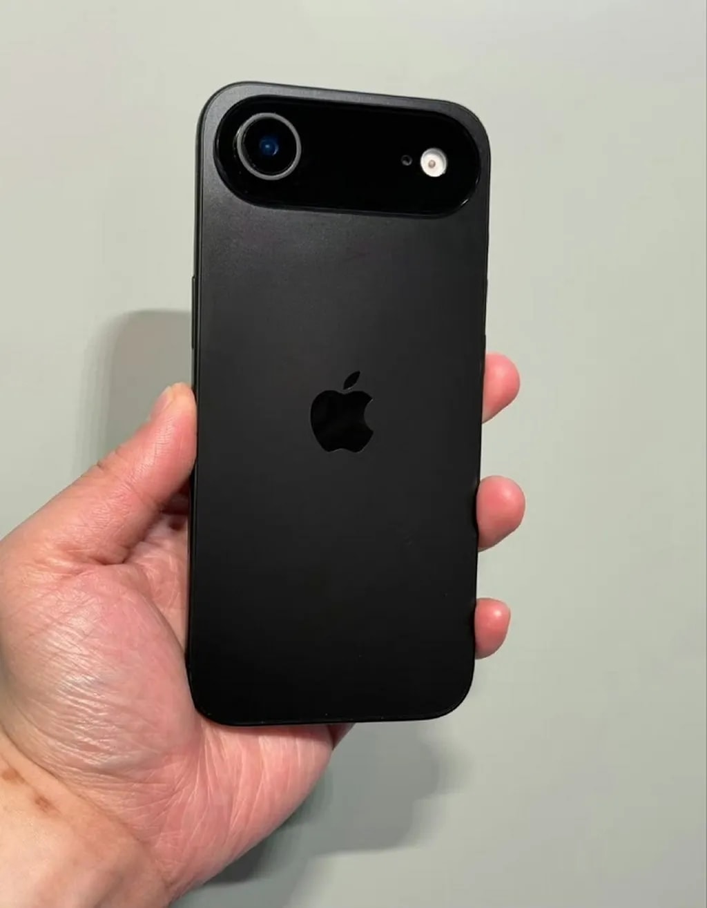 طراحی آيفون ۱۷ ایر