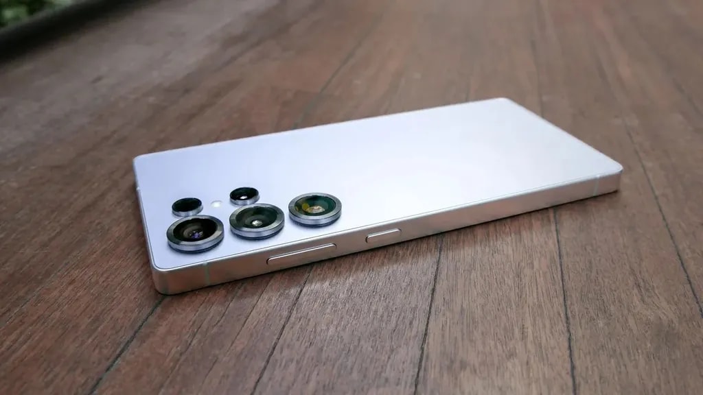 طراحی باریک گلکسی اس ۲۶ اولترا