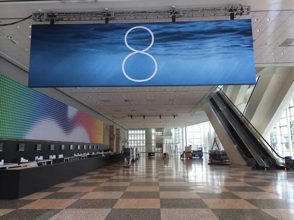 C:\Users\m.rajabi\Desktop\ios-8-banner-wwdc-hanging.jpg
