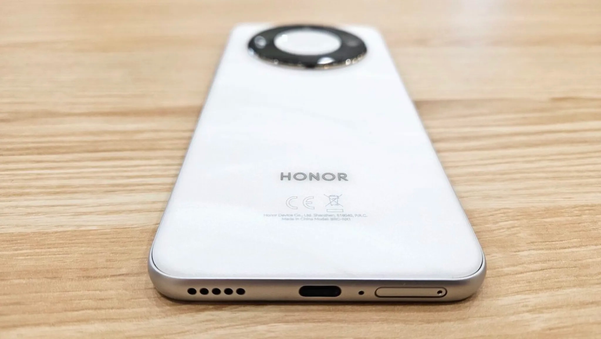 honor 3.jpeg
