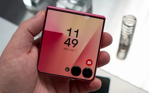 ارتقا چشم‌گیر گلکسی زد فلیپ 8 در قسمت بدنه و نمایشگر