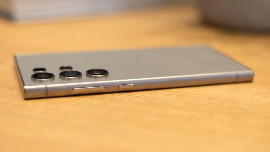 16GB-RAM-on-the-Galaxy-S25-Ultra-Exciting-breakthrough-or-underwhelming-return-to-2021-form