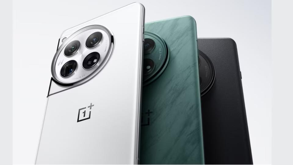 OnePlus_13_could_launch_with_custom_Snapdragon_8