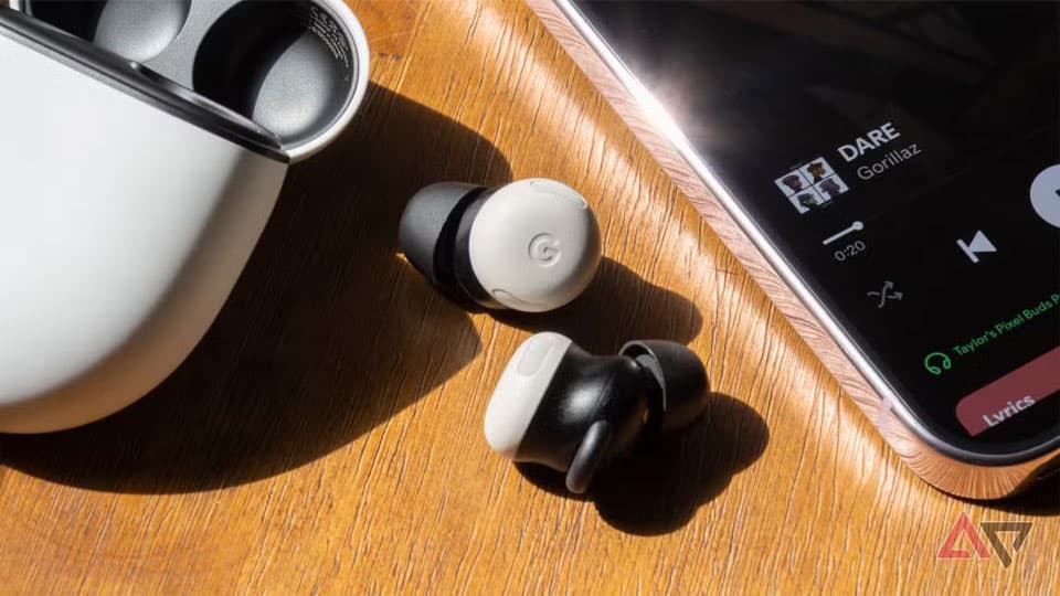 Pixel buds