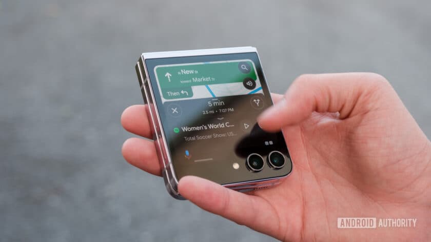 گلکسی زد فلیپ