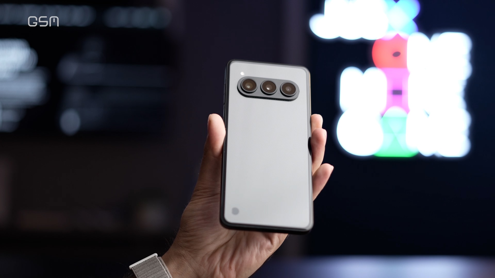 قاب پشتی گوشی داریا باند ۲