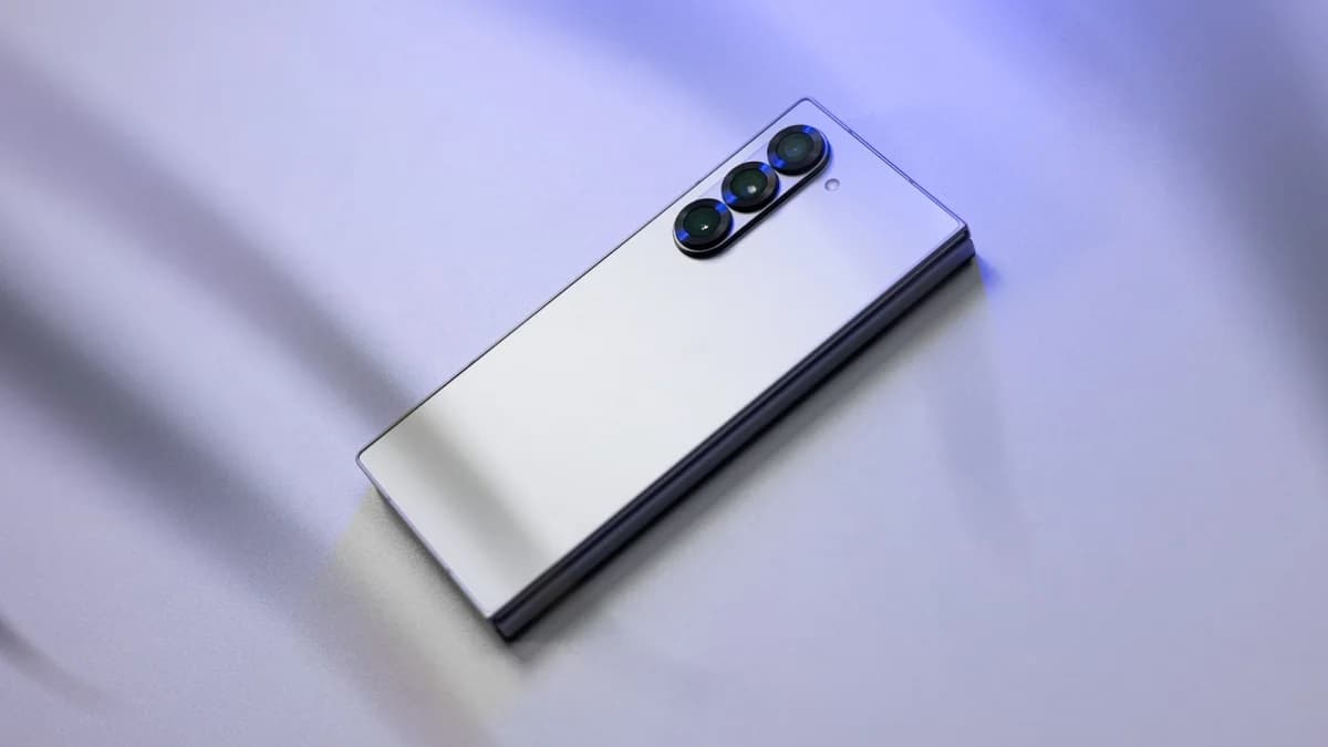 گلکسی زد فولد ۶ سامسونگ