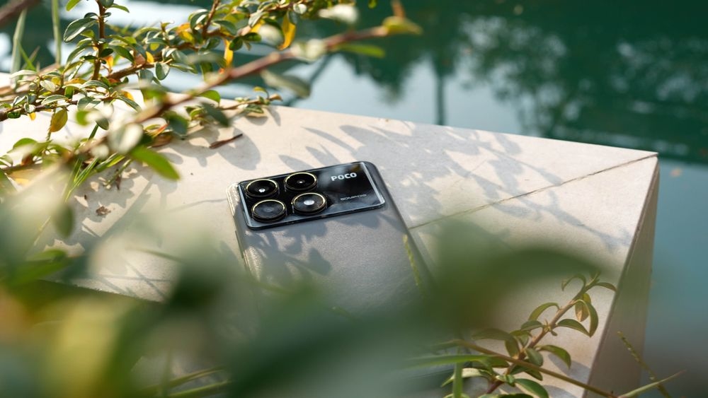 نقد و بررسی پوکو اف ۶ پرو؛ یک قاتل حرفهای