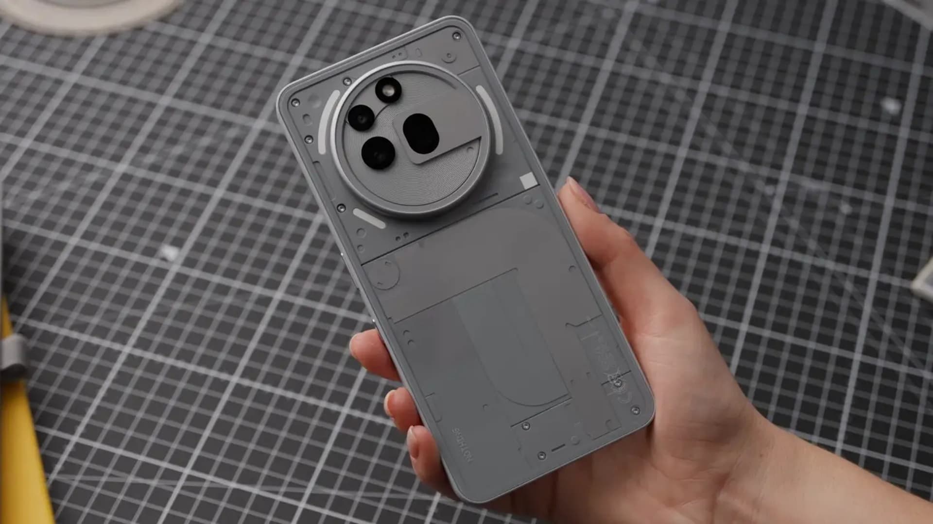 قیمت گوشی ناتینگ فون ۳ ای