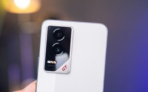 نمایشگر ۱۶۵ هرتزی در آنر GT 2 و GT 2 Pro؛ تجربهای روانتر از همیشه!