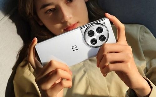 وان پلاس 13R مهمترین ویژگی نسخه چینی خود را به همراه ندارد