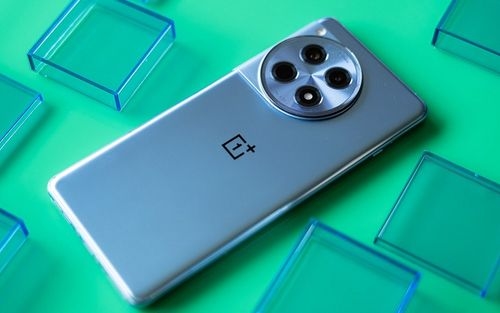 میانرده پرمیوم وان پلاس به رونمایی رسمی نزدیکتر شد