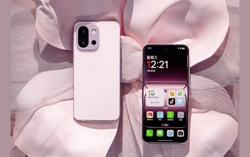 میانردهای با صفحهنمایش پیشرفته؛ وان پلاس 15T با پنل ۱۶۵ هرتزی میآید!