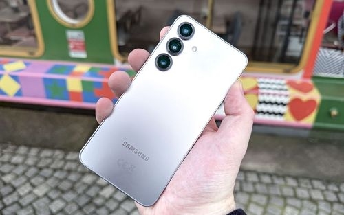 شایعه ناامیدکننده: گلکسی S26 به همان دوربین مدل S25 مجهز خواهد بود!