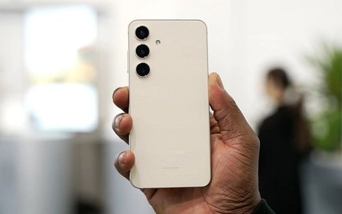 شواهد جدید خبر از عرضه دیرهنگام گلکسی S25 اسلیم میدهند