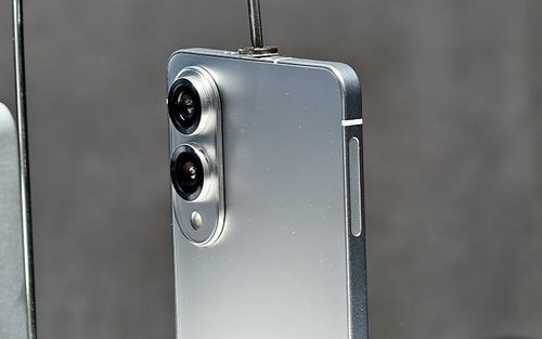 گلکسی S25 اج احتمالاً از آنچه انتظار میرفت، باریکتر خواهد بود!