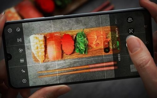 ۵ گجت عکاسی با گوشی که هرگز نباید بخرید