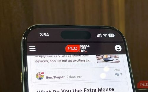 این برنامه مقصر اصلی تخلیه سریع باتری آیفون شماست