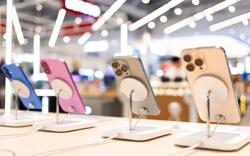 ۷ دلیل قاطع برای نخریدن آیفون ۱۲۸ گیگابایتی