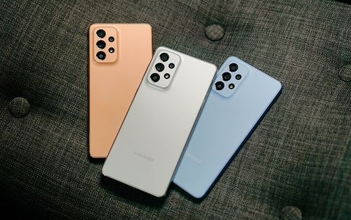 گلکسی A77 با تراشهای قوی ققنوسوار باز میگردد!