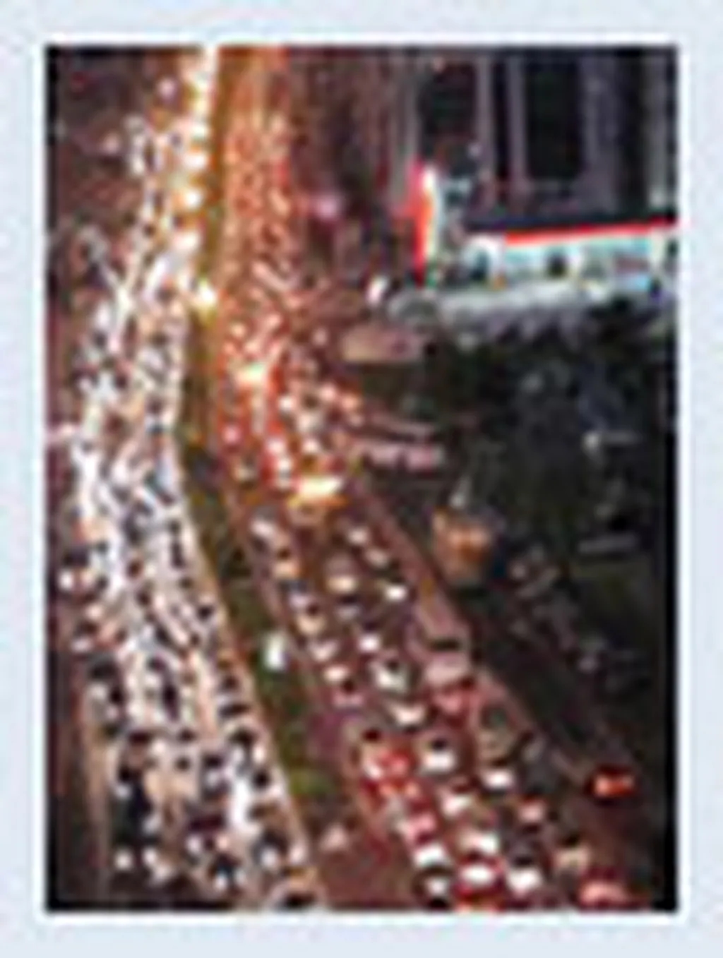 راهاندازی نرمافزار رصد آنلاین ترافیک تهران روی تلفنهمراه