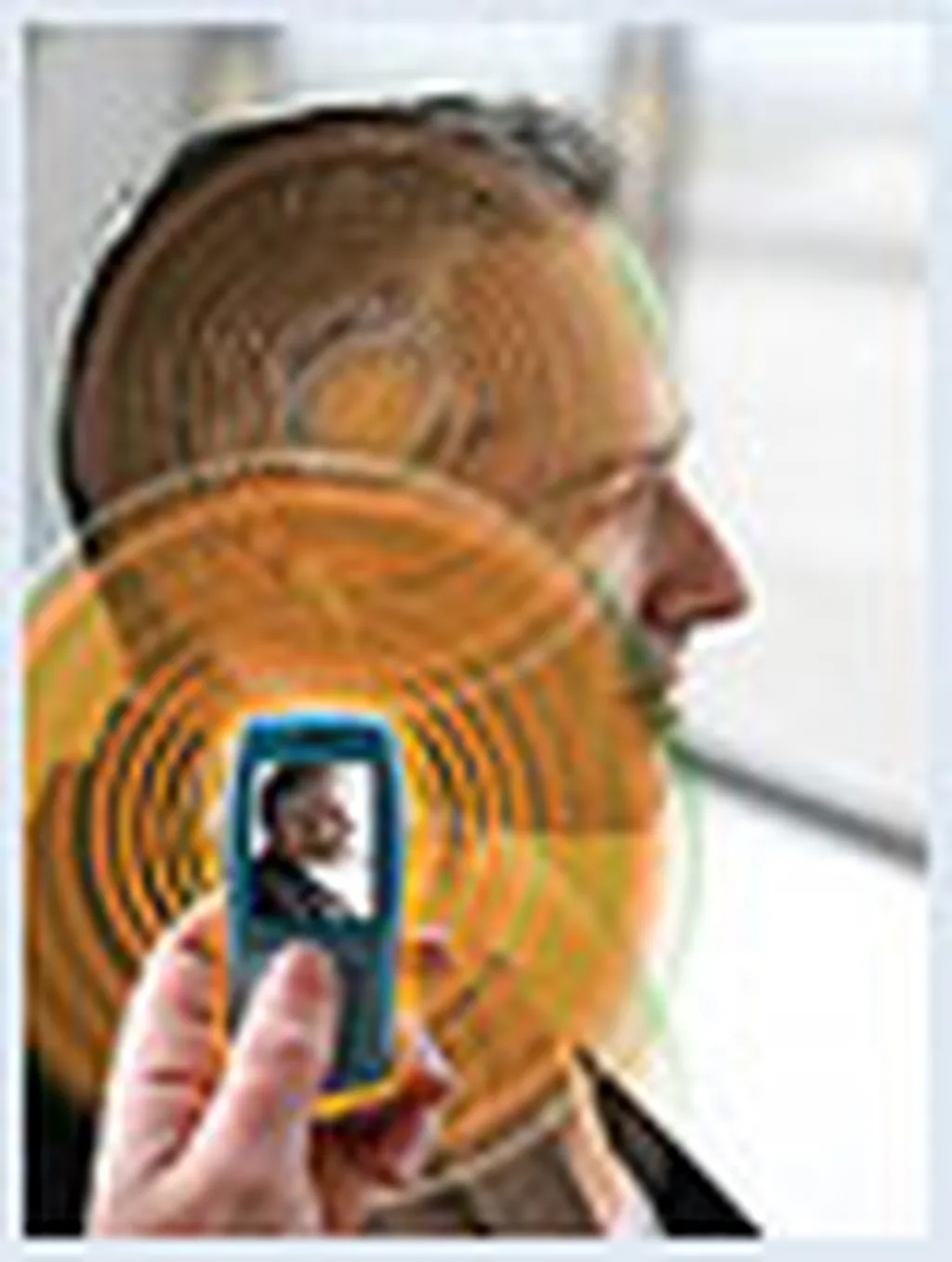 رابطه استفاده از موبایل و وزوز گوش