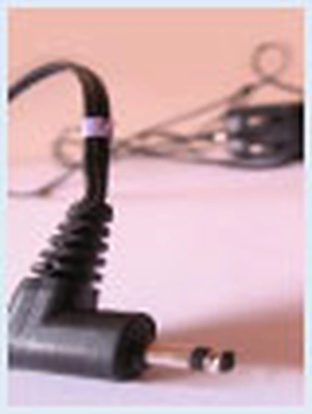 عرضه شارژر واحد موبایل در آسیا