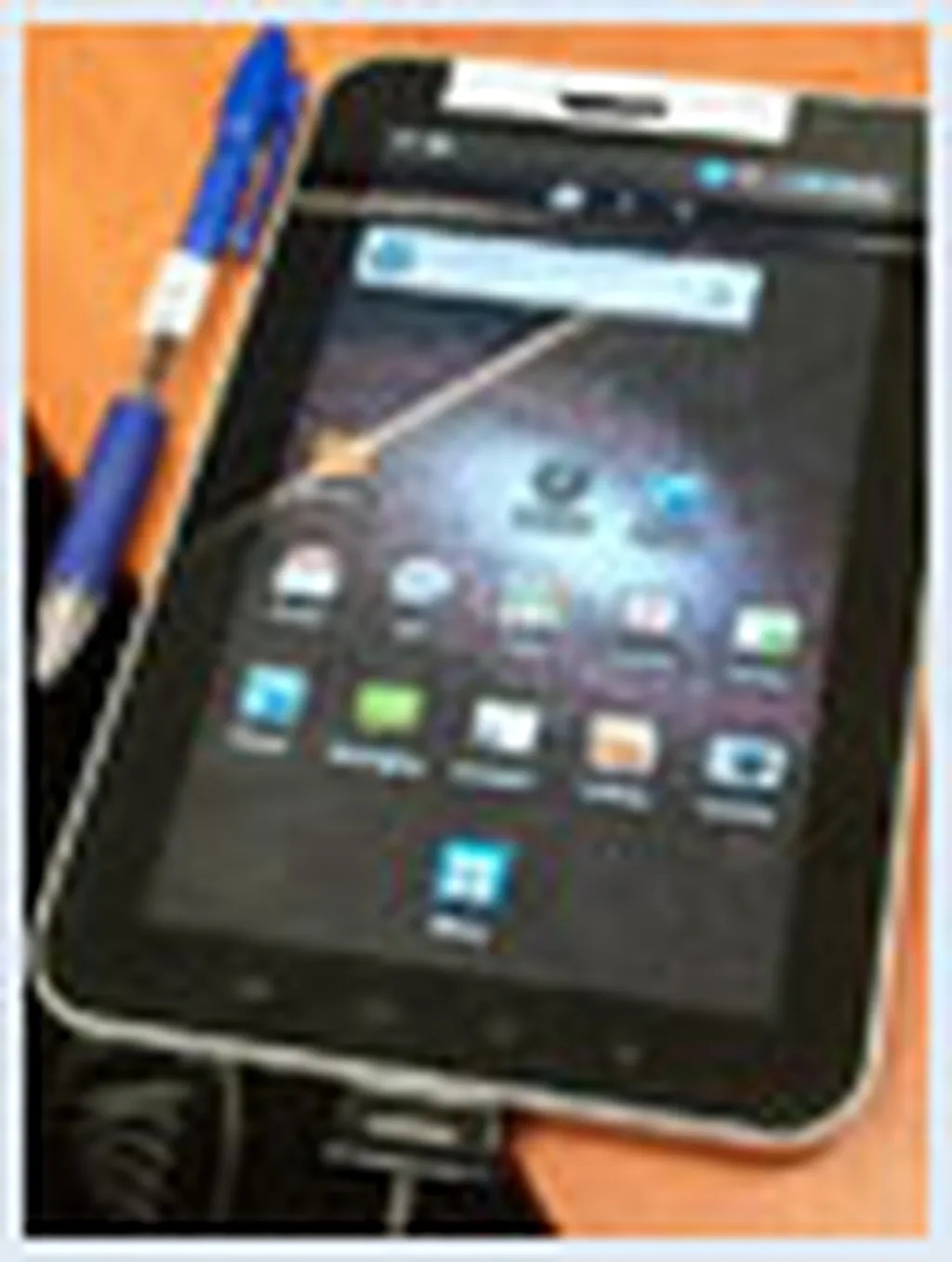 مجموعه لوازم جانبی اولین تبلت سامسونگ