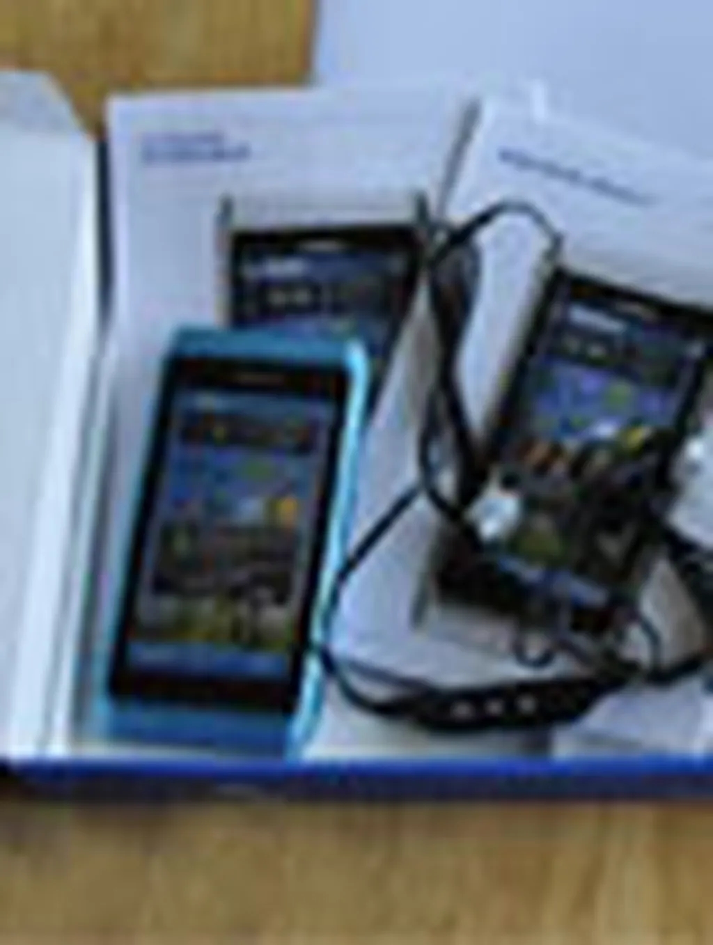 گزارش تصویری از باز شدن جعبه گوشی N8