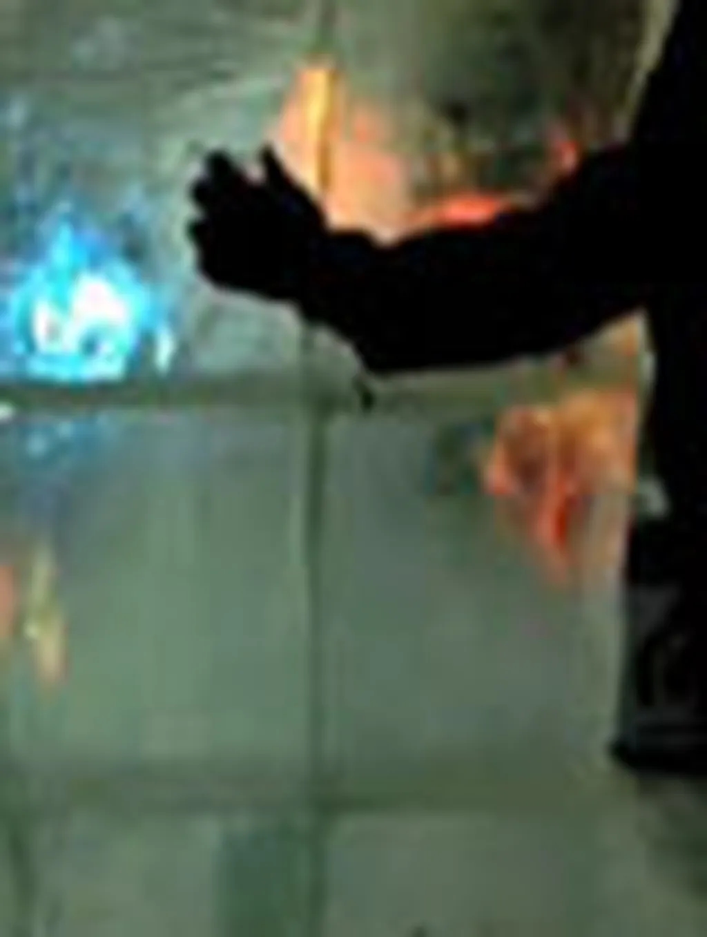 گروه خبری GSM: ساخت صفحه نمایش لمسی از جنس یخ توسط نوکیا