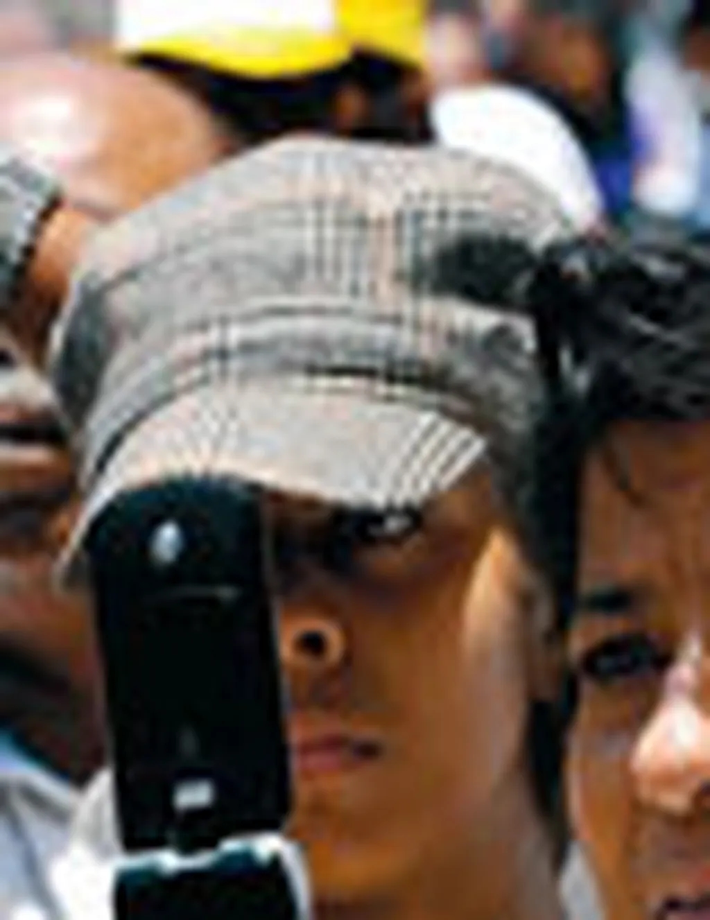 آیا بین استفاده از تلفن همراه و ابتلا به سرطان رابطه ای وجود دارد؟