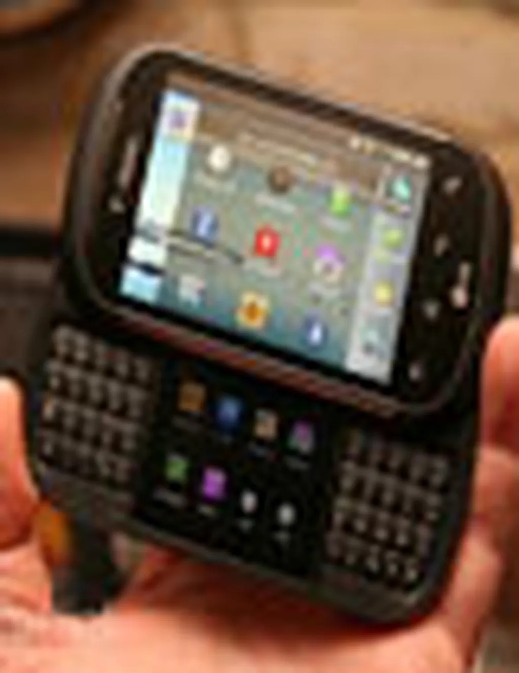 گوشی هوشمند ال جی با دو نمایشگر لمسی مجزا