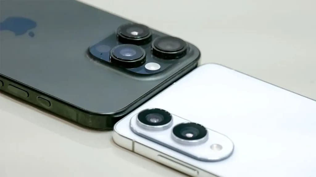 Galaxy S25 Edge and iPhone 16 Pro Max