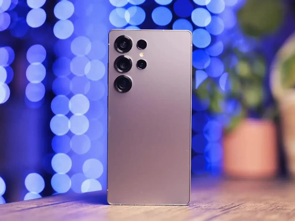 Galaxy-S25-Ultra.jpg