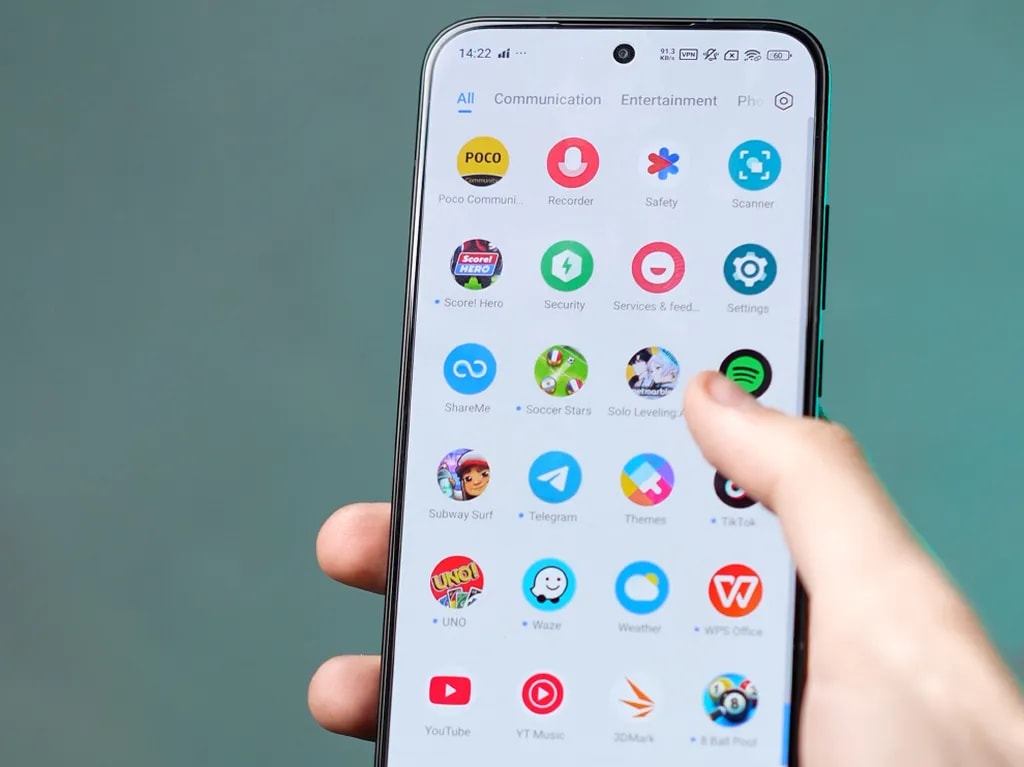 رابطکاربری گوشی پوکو اف ۷