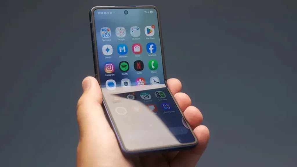 foldable phone