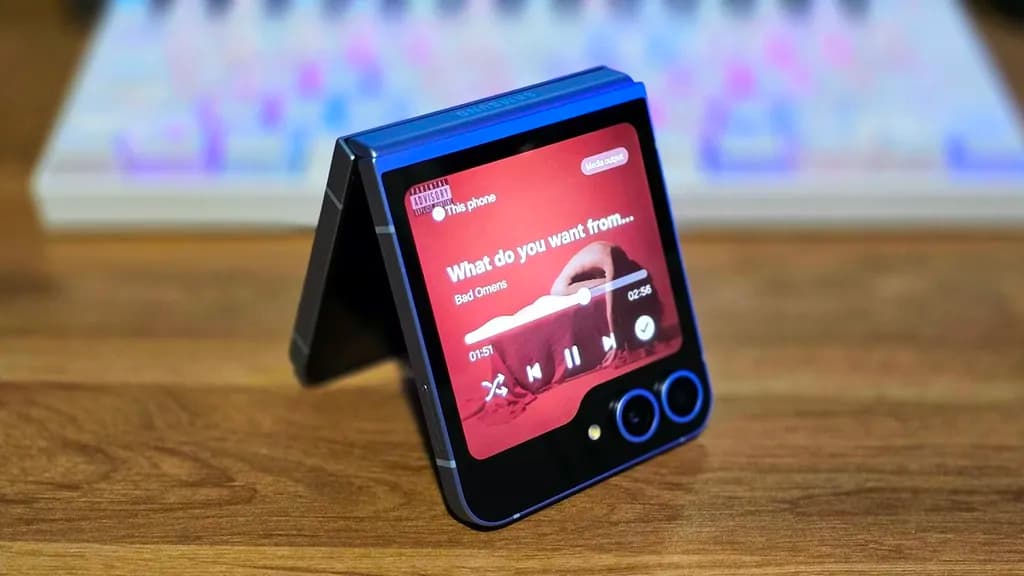 گلکسی زد فلیپ ۶