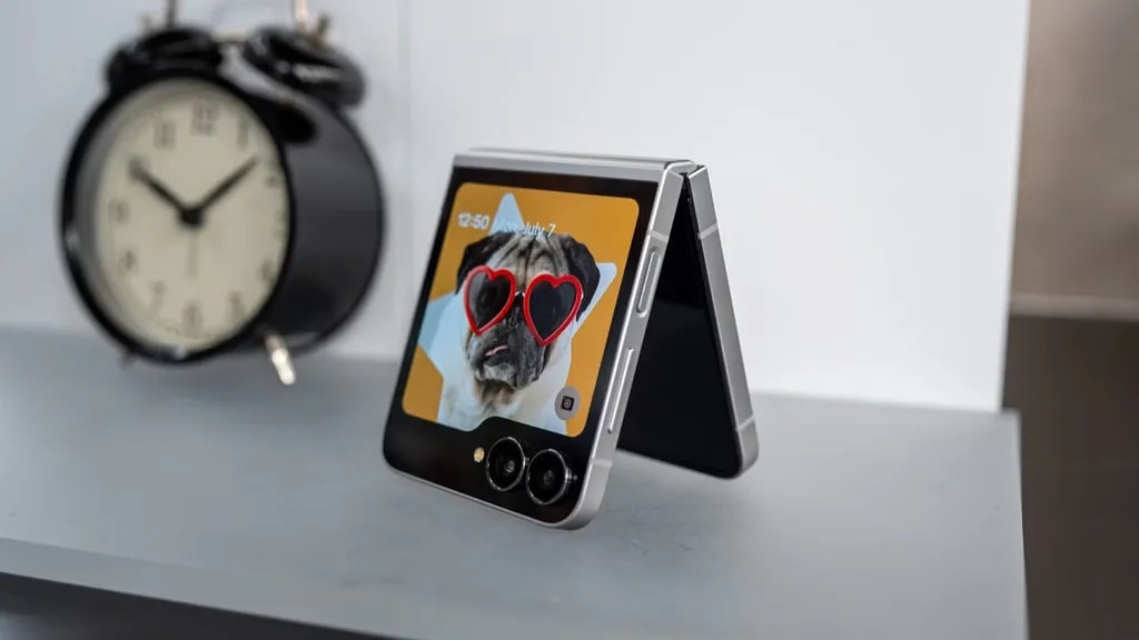 گلکسی زد فلیپ ۷ اف ای