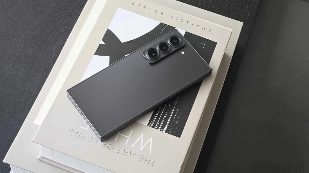 گلکسی زد فولد اسپشیال ادیشن