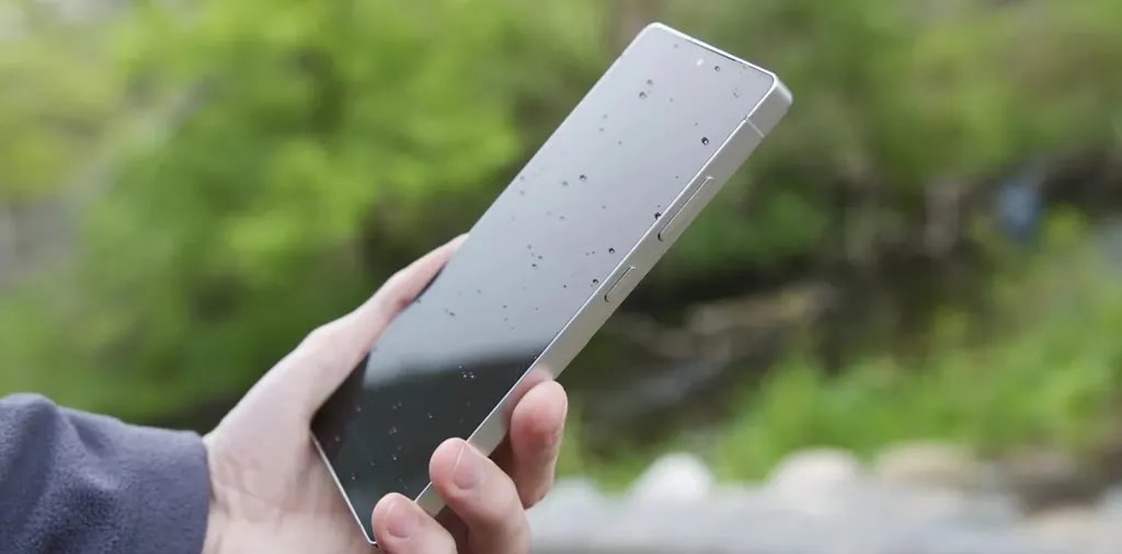 خوانایی نمایشگر گلکسی اس ۲۵ اولترا