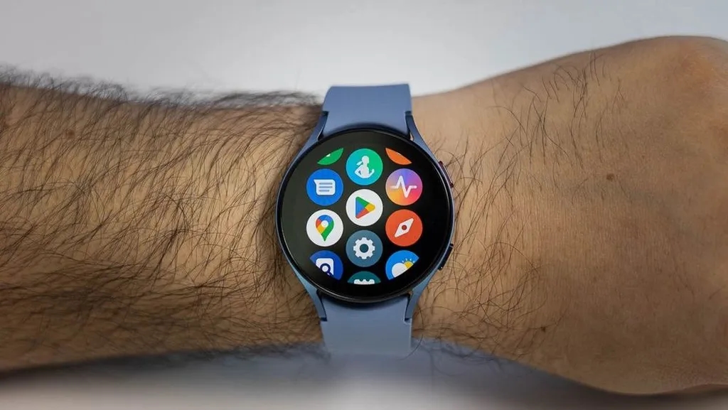 گلکسی واچ 5 با شبیهسازی PSP و Steam Link به یک کنسول بازی تبدیل میشود
