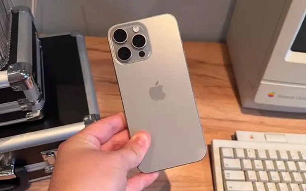 تصویر منتسب به پنل پشتی سری آیفون 17 بار دیگر فاش شد